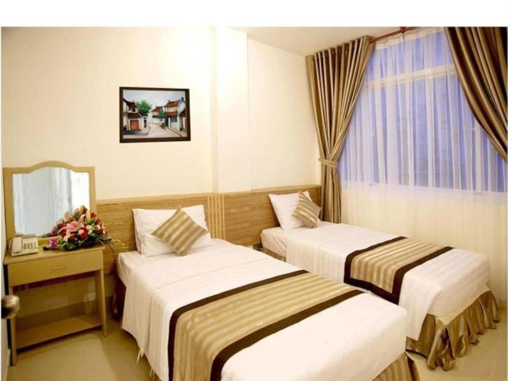 New Sunny Hotel Ho Chi Minh City Bagian luar foto