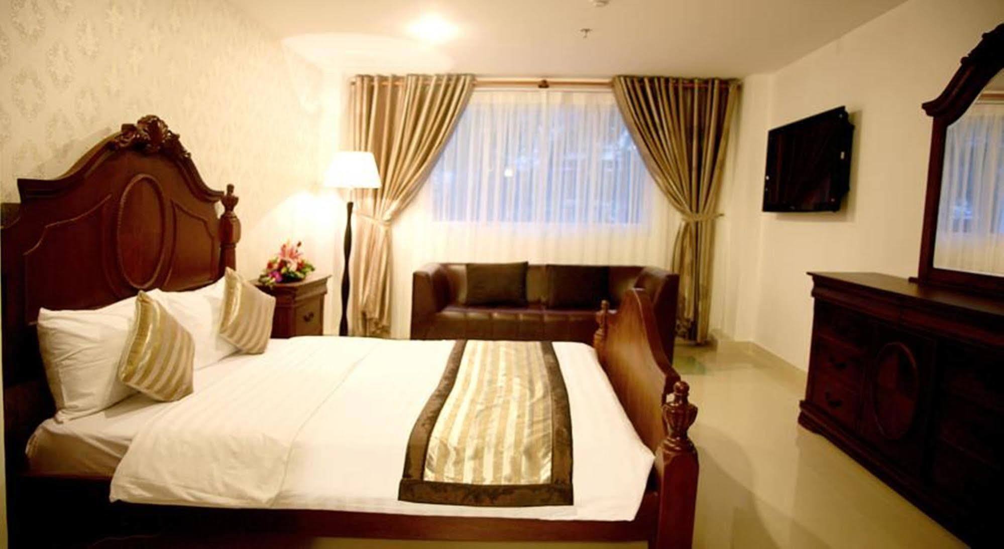 New Sunny Hotel Ho Chi Minh City Bagian luar foto