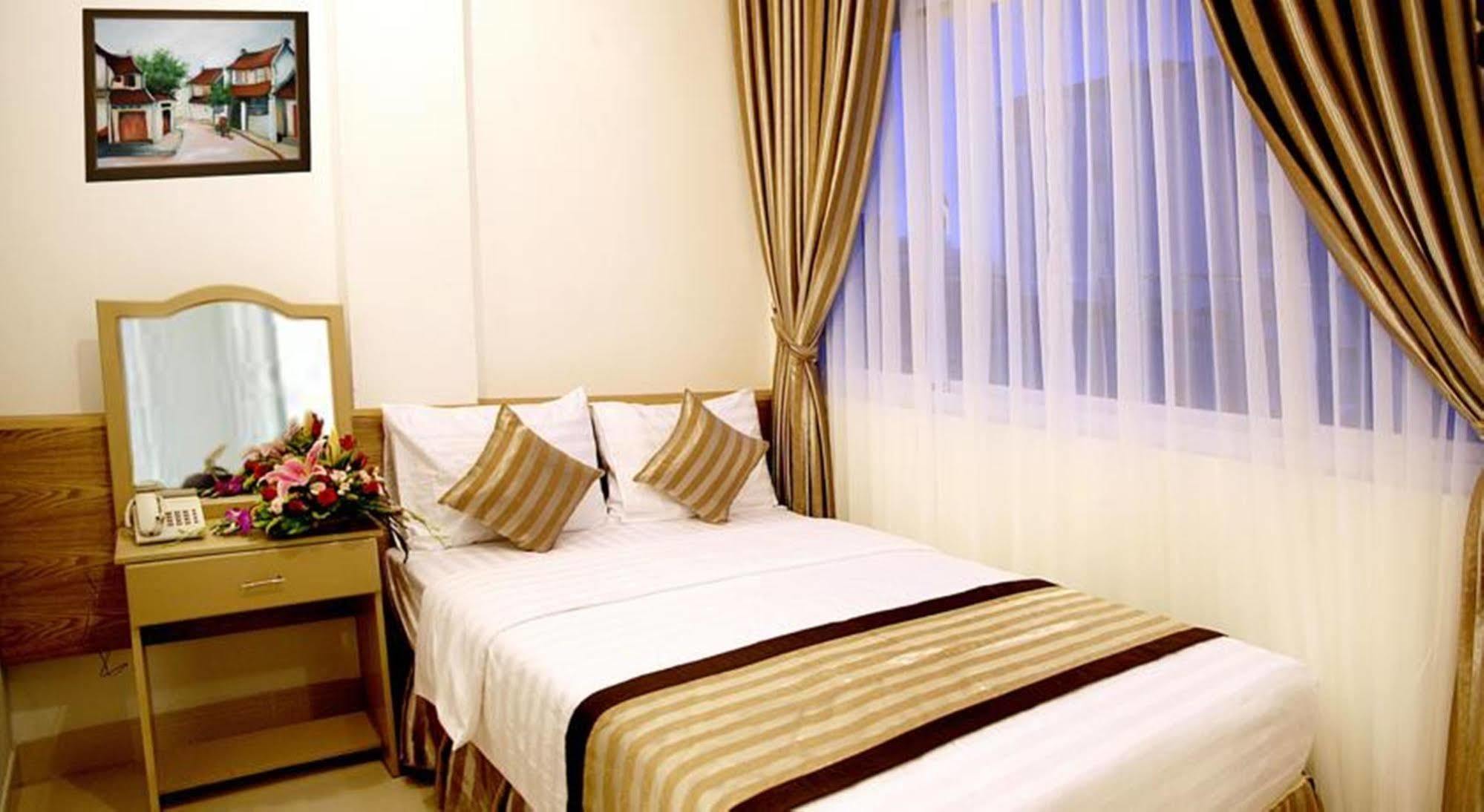 New Sunny Hotel Ho Chi Minh City Bagian luar foto